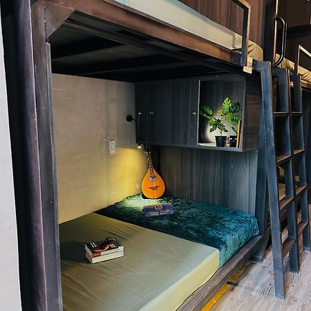 T Zone Hostel - Quiet Place, Near China Town,Ho Thi Ky Street Food,Cafe,Beer مدينة هوشي منه المظهر الخارجي الصورة