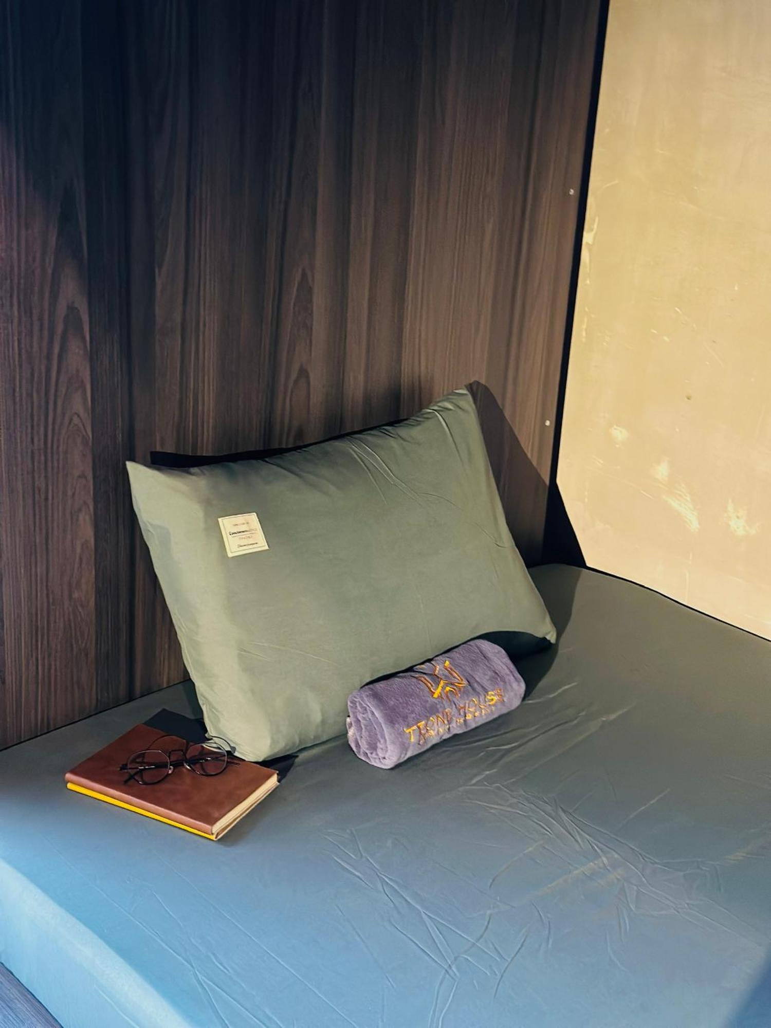 T Zone Hostel - Quiet Place, Near China Town,Ho Thi Ky Street Food,Cafe,Beer مدينة هوشي منه المظهر الخارجي الصورة